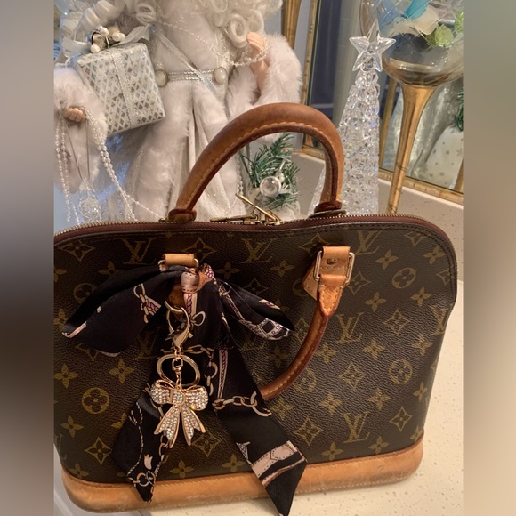 🌷🌷SALE🌷🌷Authentic Louis Vuitton Black and Brown Monogram Satchel - Picture 2 of 7